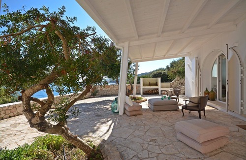 Marina di Marittima Villa | Villa Conchiglia - direct access to the sea