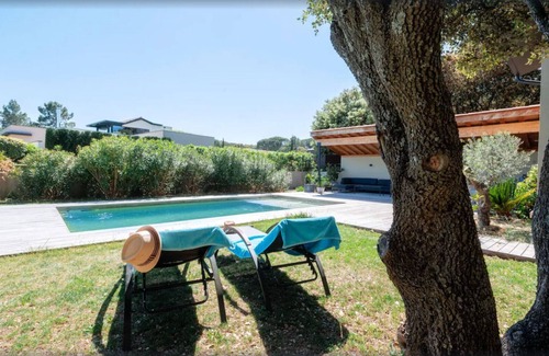 Suze-la-Rousse House | Villa Contemporaine Provence - Piscine