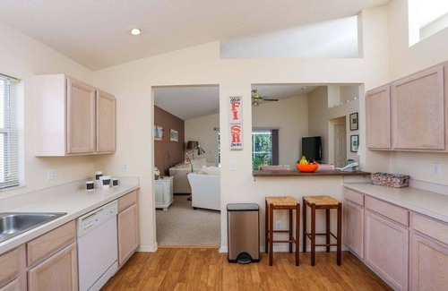 Sabal Harbour Villa | Villa Coquina - Lakeview Villa with Hot Tub by Gulfcoast Holiday Homes