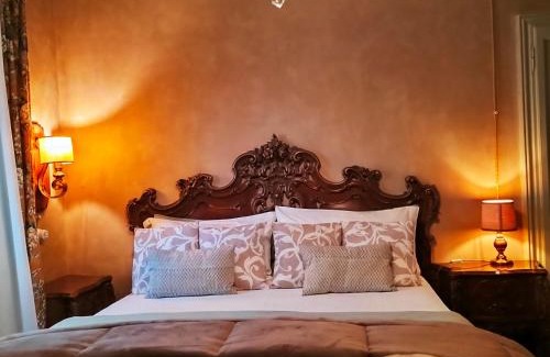 Magreglio Apartment | Villa Costanza Appartamento con balcone e vista giardino