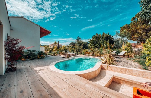 L'Isle-sur-la-Sorgue Villa | Villa D'architecte Avec Piscine Chauffé, Brasero,bbq et Baby Foot