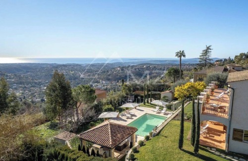 Vence Villa | Villa D'Azur with breathtaking sea views!