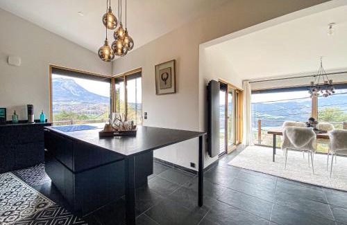 La Salle-en-Beaumont Villa | Villa d'excellence vue lac