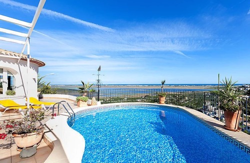 Monte Pego House | Villa Da Vinci by Interhome