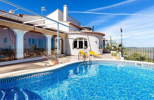 Monte Pego House | Villa Da Vinci by Interhome