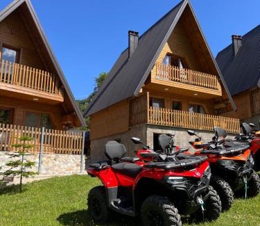 Pejë Villa | Villa Dardania