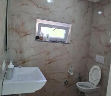Shale House | Villa Davisol