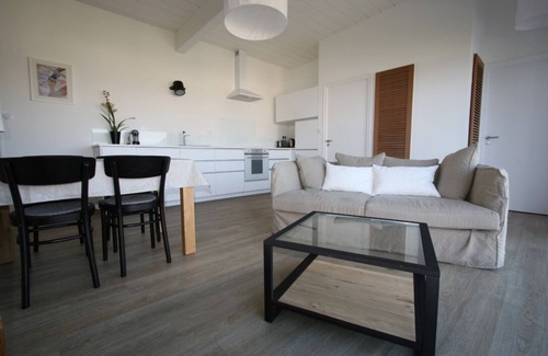 Plougonvelin Villa | Villa de l'Anse exceptional sea view, beach, contemporary for 4 people