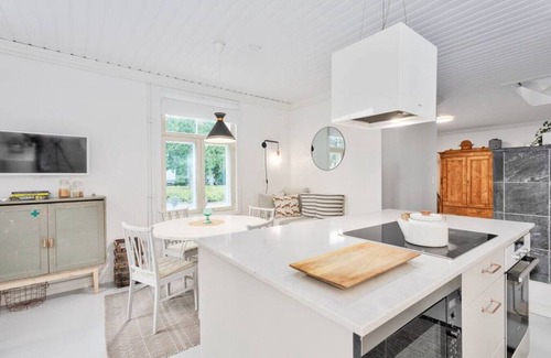 Degerby House | Villa Degerby - 5br Lux Manor w/Heated Pool & Spa