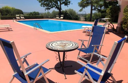 Dogana Bed & Breakfast | Villa Dell' Artista - Villa Anna