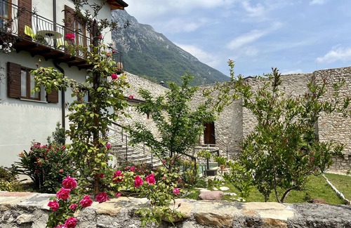 Gargnano Apartment | VILLA DEL LIS - apartment "Rustico Limone"