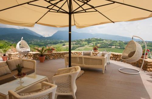 San Pietro di Feletto Hotel | Villa del Poggio Prosecco Bike Hotel