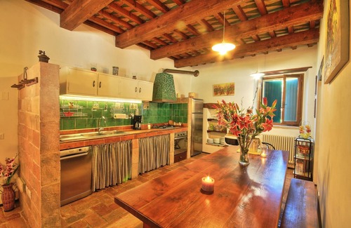 Novilara Villa | Villa delle Vigne, villa with large garden and pool, close to the Adriatic coast