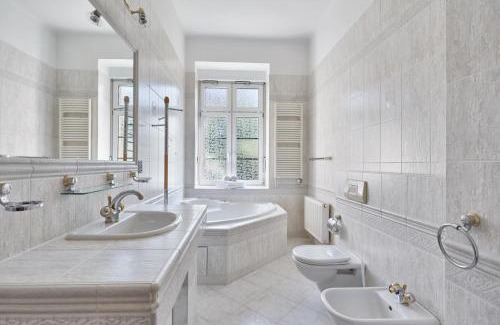 Karlovy Vary Apartment | Villa Deluxe Apartments
