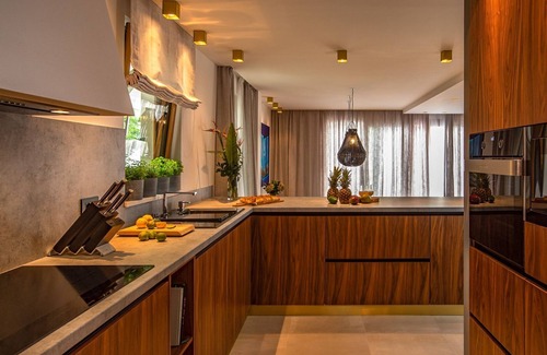 Municipality of Dubrovnik Villa | Villa Delvina - Six Bedroom Villa, Sleeps 12
