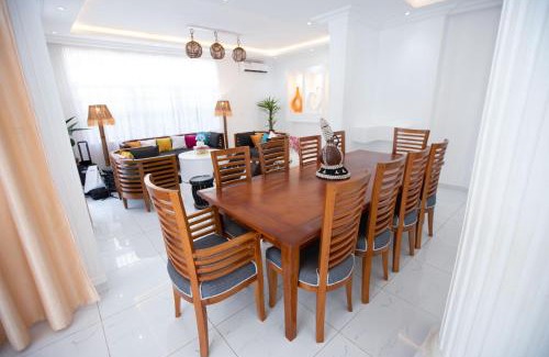 Douala Villa | Villa des Bougainvilliers