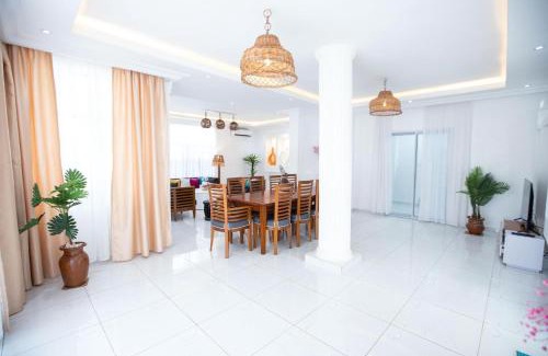 Douala Villa | Villa des Bougainvilliers