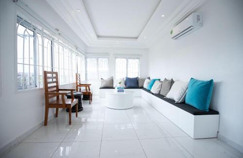Douala Villa | Villa des Bougainvilliers