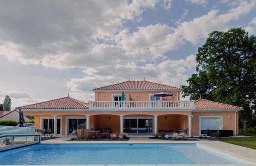 Saint-Doulchard Bed & Breakfast | VILLA DES CHENES-Adult only