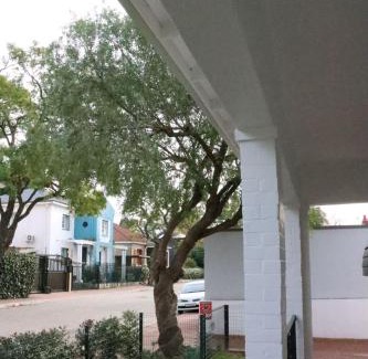 Paarl Apartment | Villa Des Roses