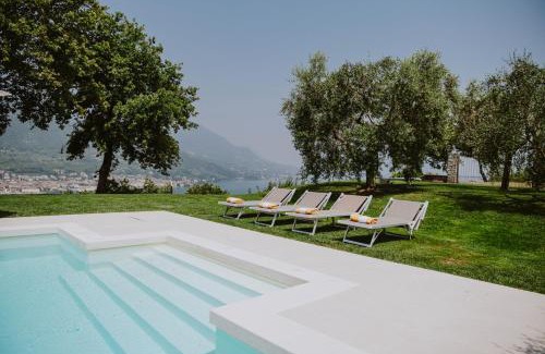 Salo Villa | Villa Desirè