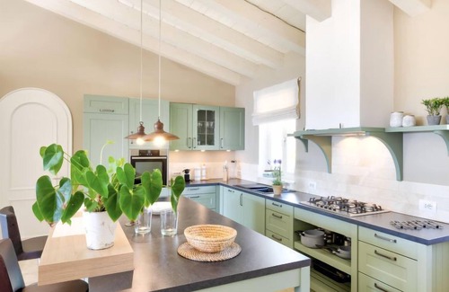 Lacona House | Villa di Sogno by Interhome