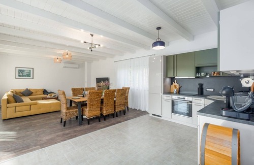 Vrvari Villa | Villa Diana private Pool