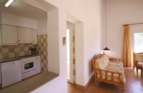 Cala en Porter Villa | Villa 'Diana' with Private Pool, Wi-Fi and Air Conditioning