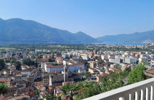 Locarno Apartment | Villa Dora Attika by Fewotessin