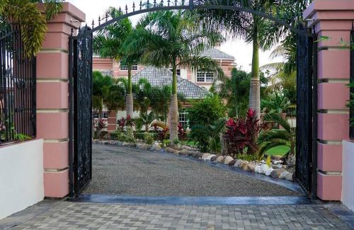 Mammee Bay Villa | Villa Dora Mae