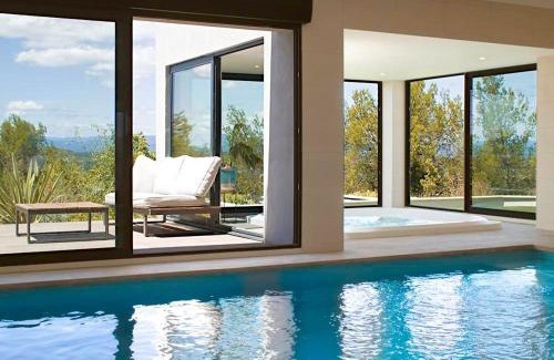 Montagnac Villa | Villa du Belvédère, piscine intérieure, spa et hammam