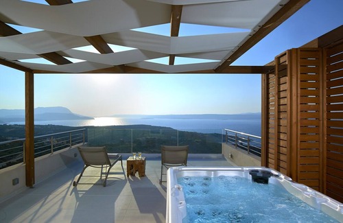 Kokkinon Khorion Villa | Villa Earth - Four Bedroom Villa, Sleeps 8