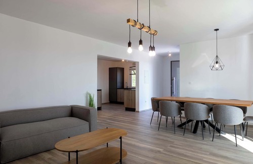 Diminici Villa | Villa Elysium Summary