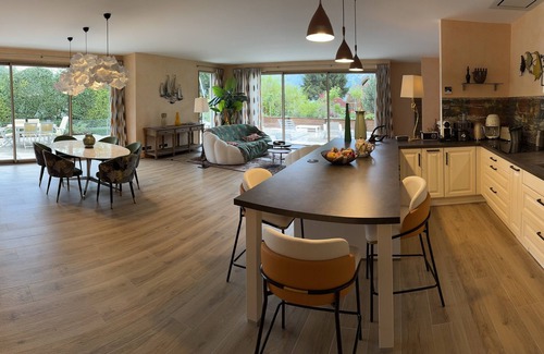 Cessenaz Villa | Villa El Lago - Luxury 5* - Waterfront Lake Annecy
