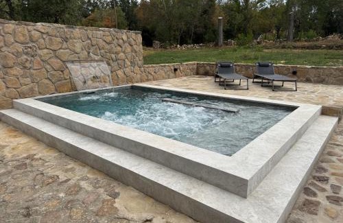 Molinos de Razon Ski Chalet | Villa El Molino Blanco