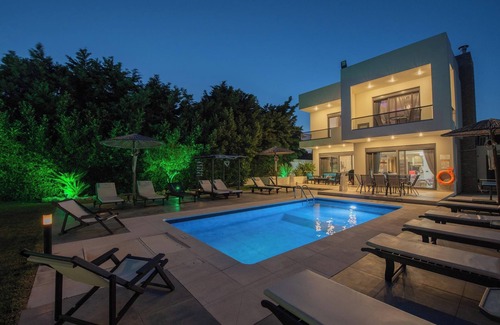 Filerimos Villa | Villa Elena with private pool