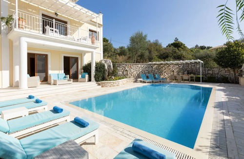 Kassiopi Villa | Villa Eleni in Kassiopi- Corfu with XL private pool , 4 bedrooms, 5 bathrooms