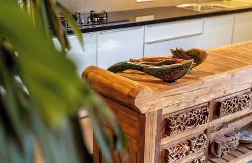 Umalas Villa | Villa Eleni - walk to all of Seminyak's best restaurants and hot spots