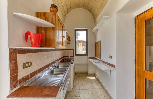 Diso Villa | Villa 'Eliados - Struttura Centrale' with Private Pool, Wi-Fi and Air Conditioning