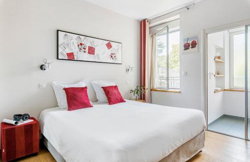 Aubenas Hotel | Villa Elisa M