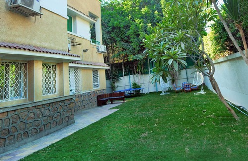 Taqseem Laselky Villa | Villa elmaadi private pool
