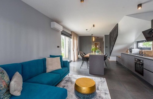 Muzini Villa | Villa Emma Louisa