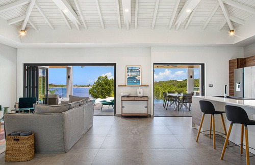 Marigot Villa | Villa Enjoy Summary: