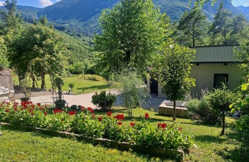 Pejë Villa | Villa Era Malit