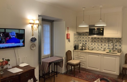 Sintra Bed & Breakfast | Villa Estefânia