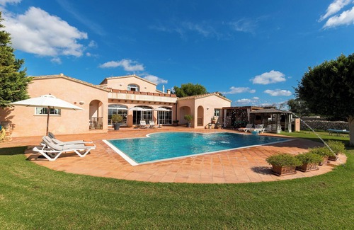 Sant Lluis Villa | Villa "Estrella Sant Lluis" with private pool, private garden, and Wi-Fi