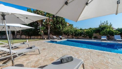 Sant Josep de sa Talaia Villa | Villa Etruria close to Playa d'en Bossa