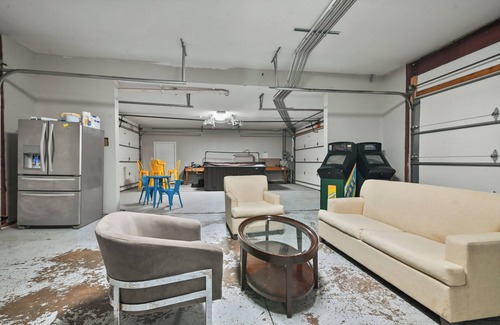 Wilkes-Barre Villa | Villa Euphoria – Spacious 9 Bedroom Luxury Villa with Private Pool