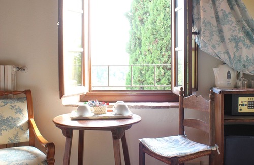Montelupo Fiorentino Villa | Villa Frantoio with 7 double rooms plus 1 apartment with the 8th double room.