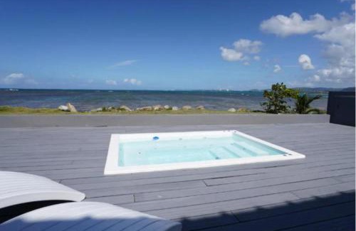 Dos Bocas Apartment | Villa Familiar frente al mar Puerto Rico